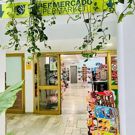 Benal Beach, Benalmadena, Costa Del Sol Apartment *