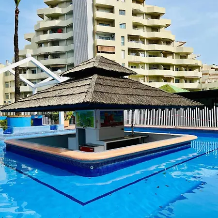 Benal Beach, Benalmadena, Costa Del Sol * Benalmádena