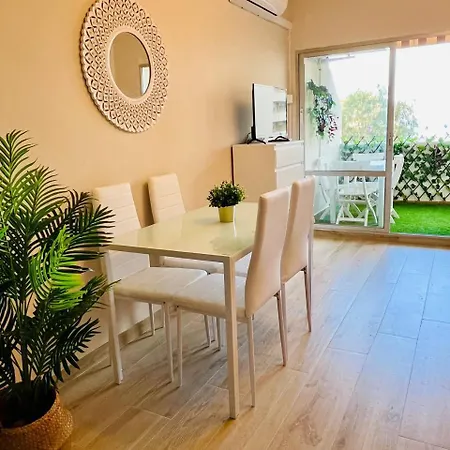 Apartment Benal Beach, Benalmadena, Costa Del Sol *